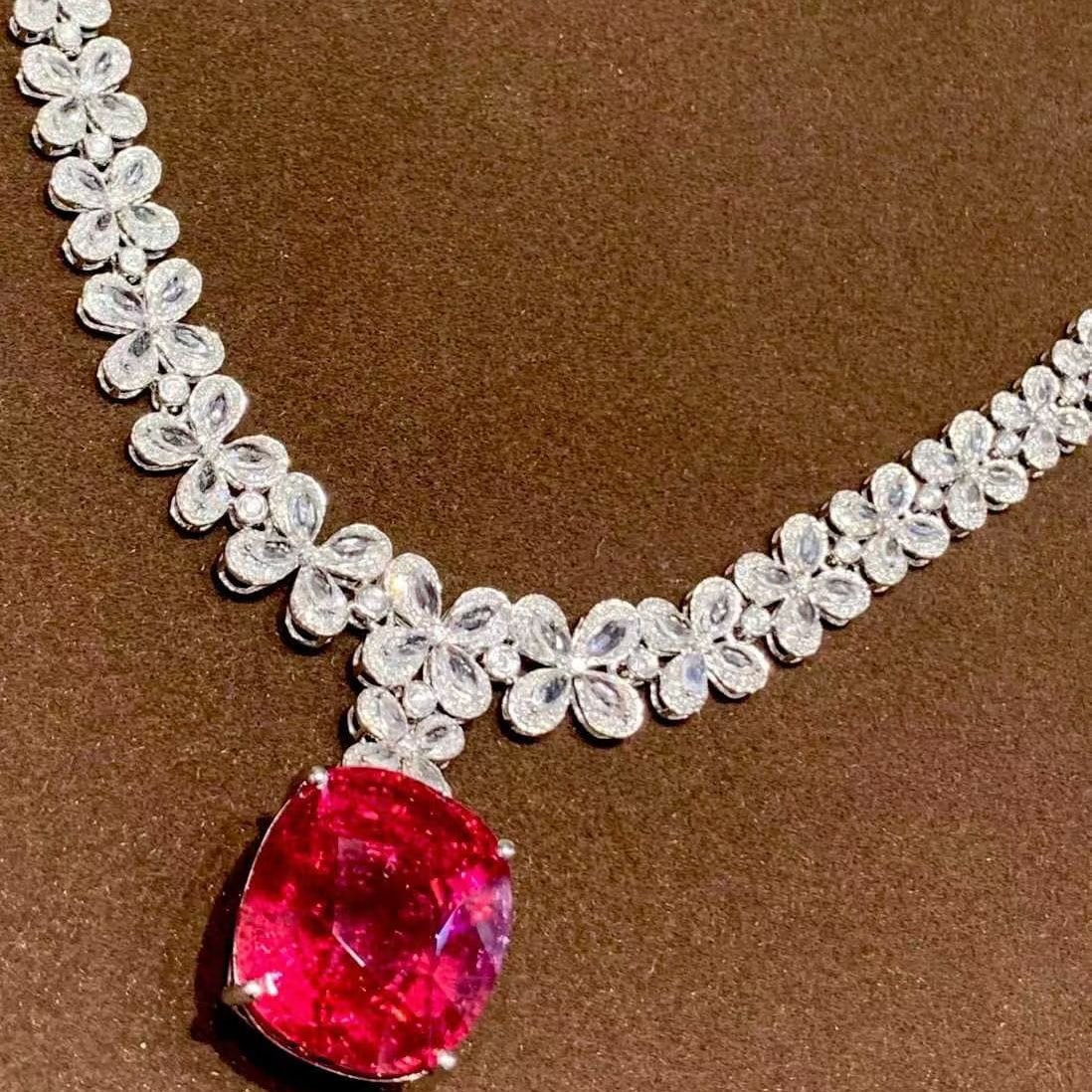 14k Gold 25 Ct Natural Tourmaline & Diamond Necklace - 3