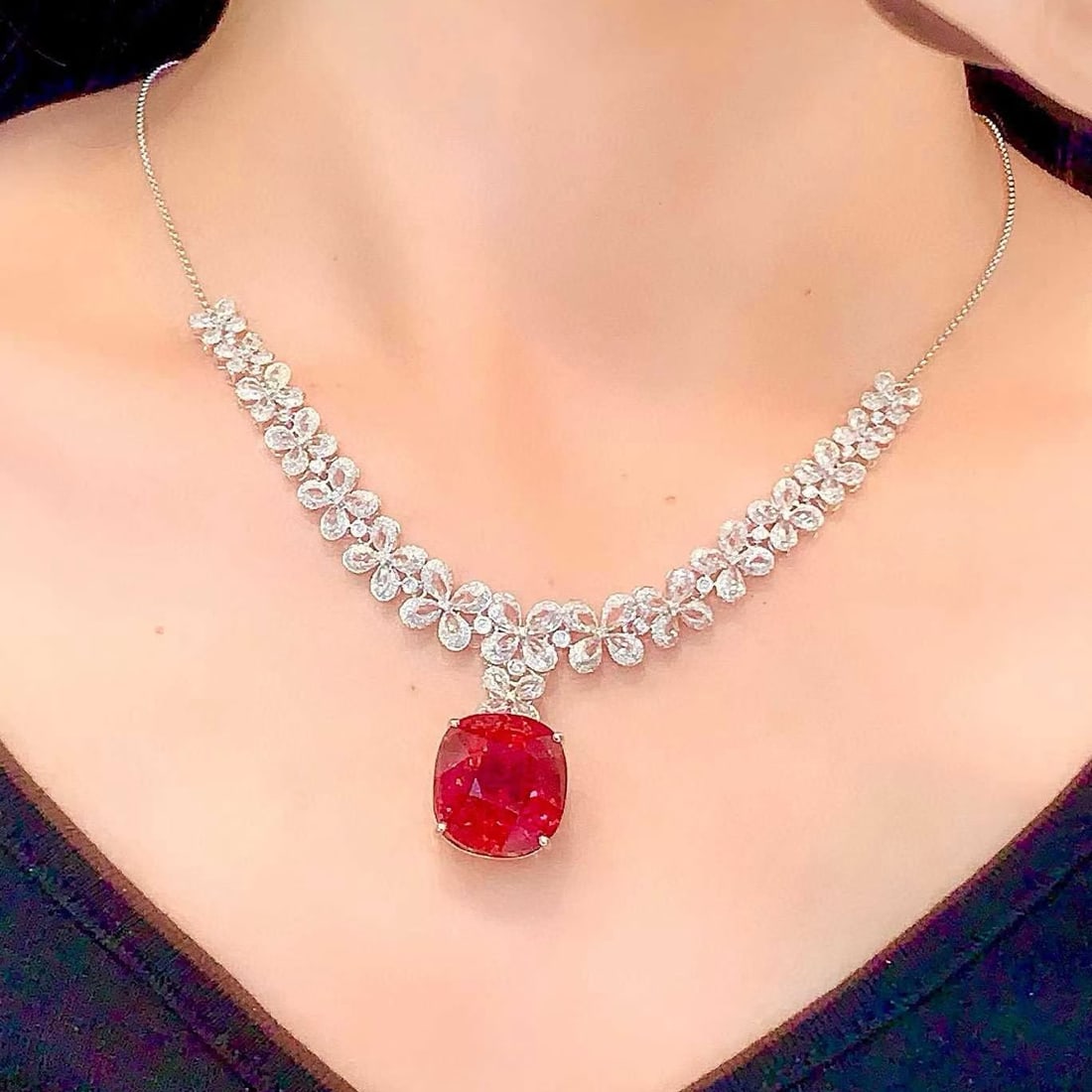 14k Gold 25 Ct Natural Tourmaline & Diamond Necklace - 5