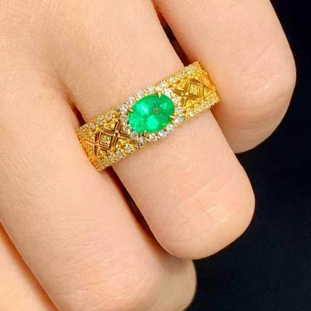 14k Gold 0.65 Ct Natural Emerald & Diamond Ring - 4