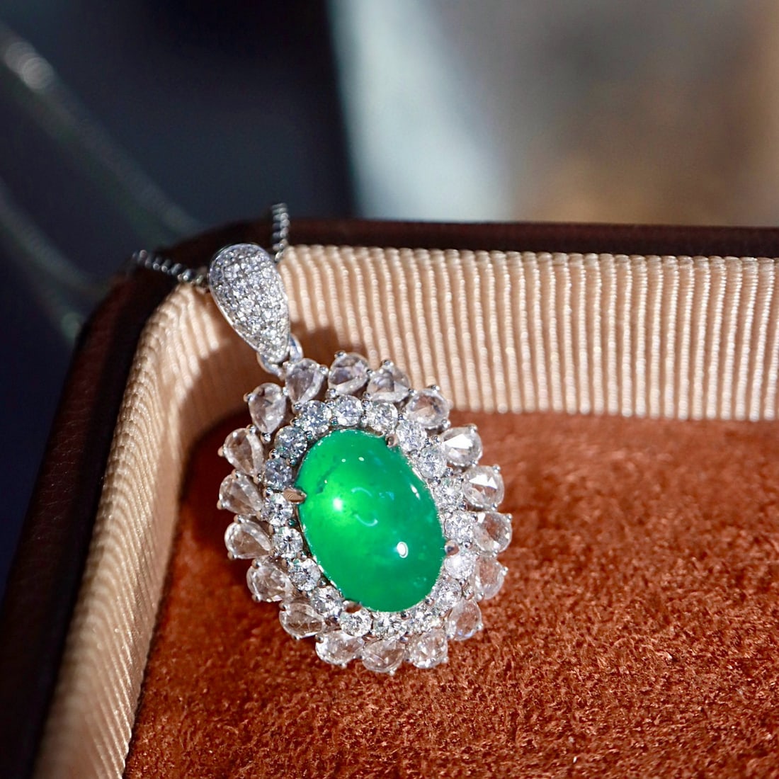 14k Gold 3.20 Ctw Natural Emerald & Diamond Pendant( Without Chain ) - 2