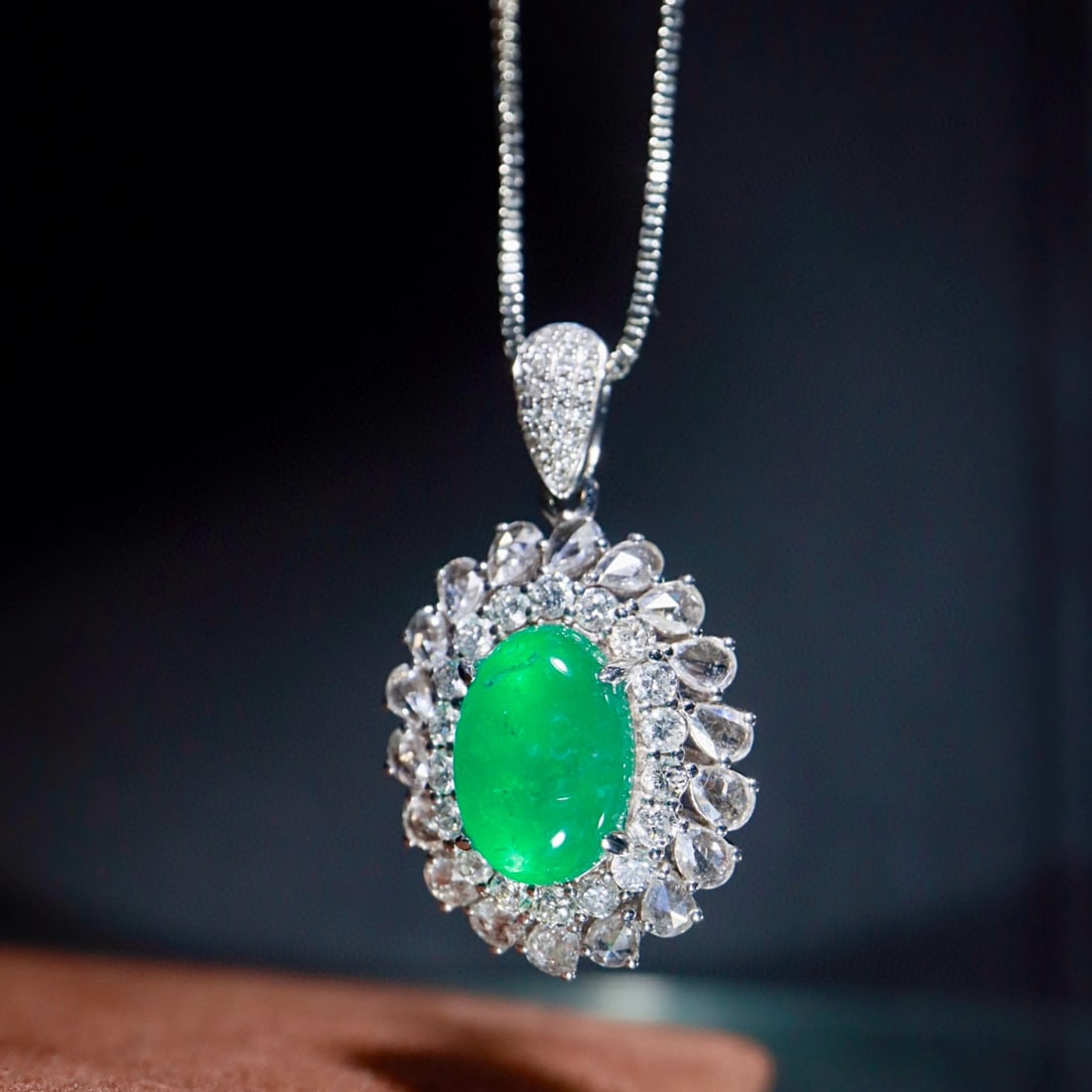 14k Gold 3.20 Ctw Natural Emerald & Diamond Pendant( Without Chain ) - 7