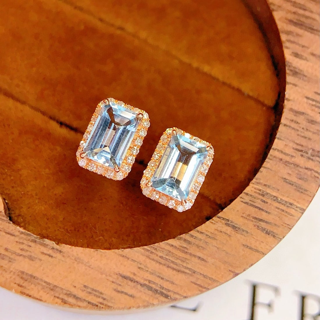 14k Gold 1.4 Ct Natural Aquamarine & Diamond Earrings - 2