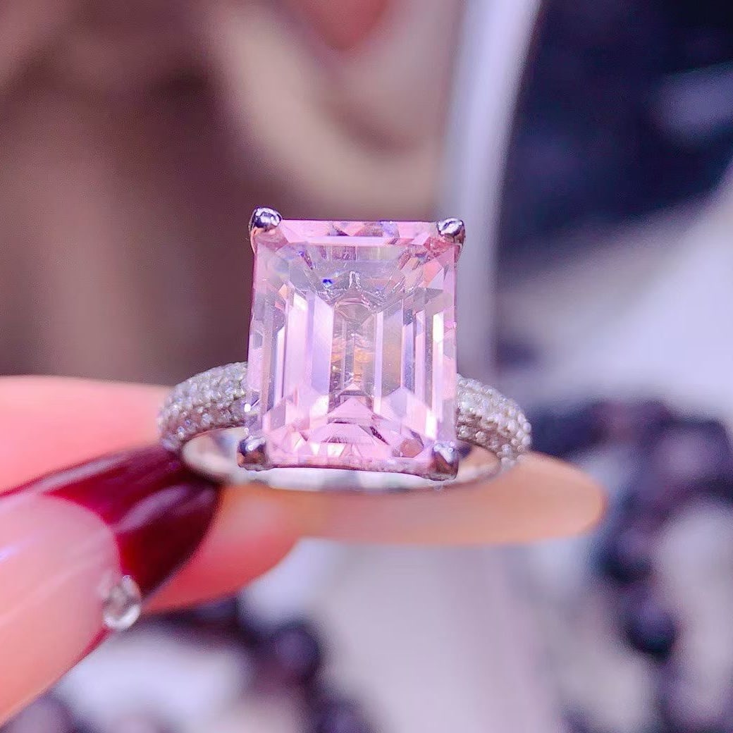 14k Gold 5.5 Ct Natural Morganite & Diamond Ring: Ref:231155167 // gold content:14k gold // ring size:7. 25us // // main gemstone:morganite // shape:octagonal // carat weight:5. 5ct // color:pink // treatment:natural // // adjacent gemstone 2 :