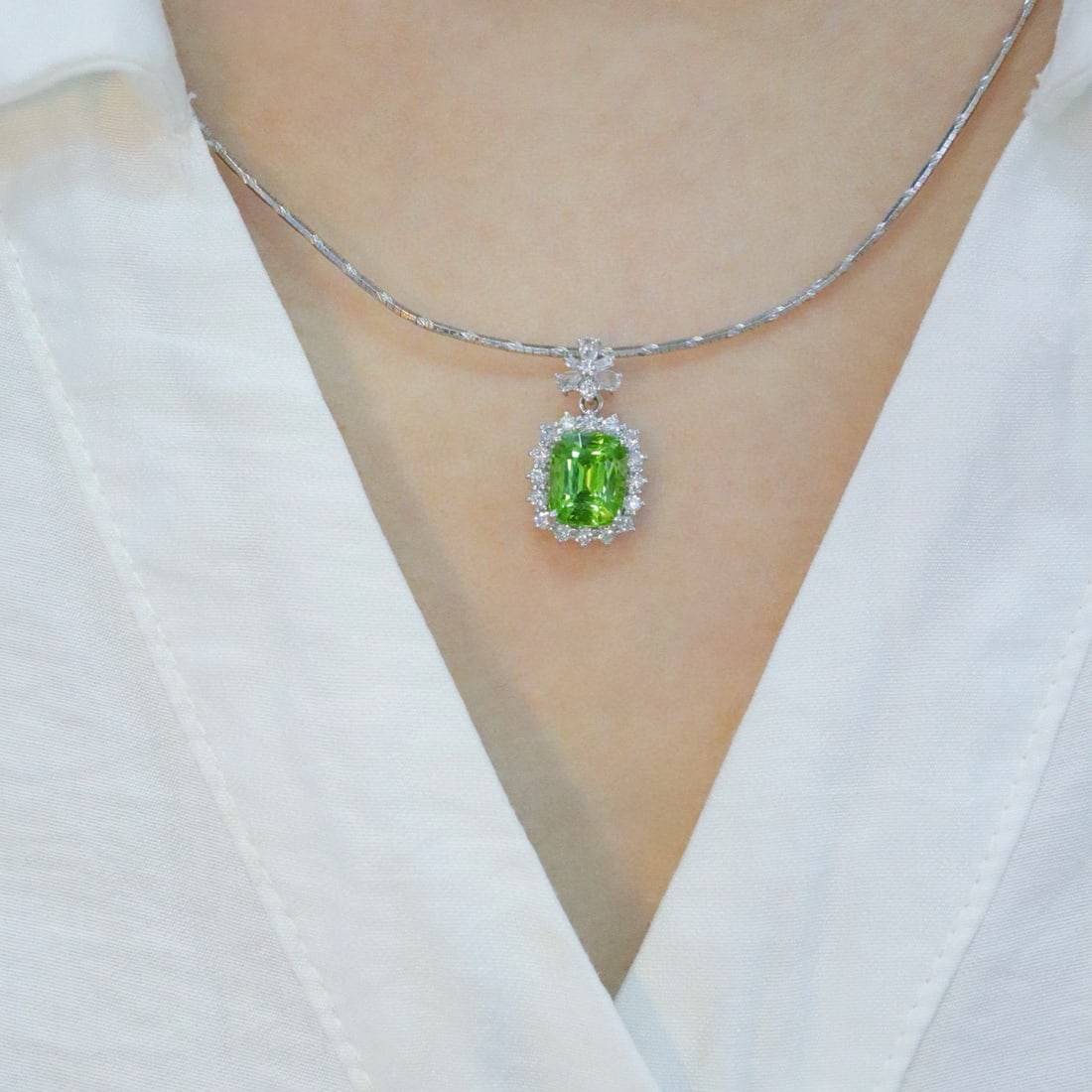14k Gold 3.10 Ctw Natural Tsavorite & Diamond Pendant( Without Chain ) - 5