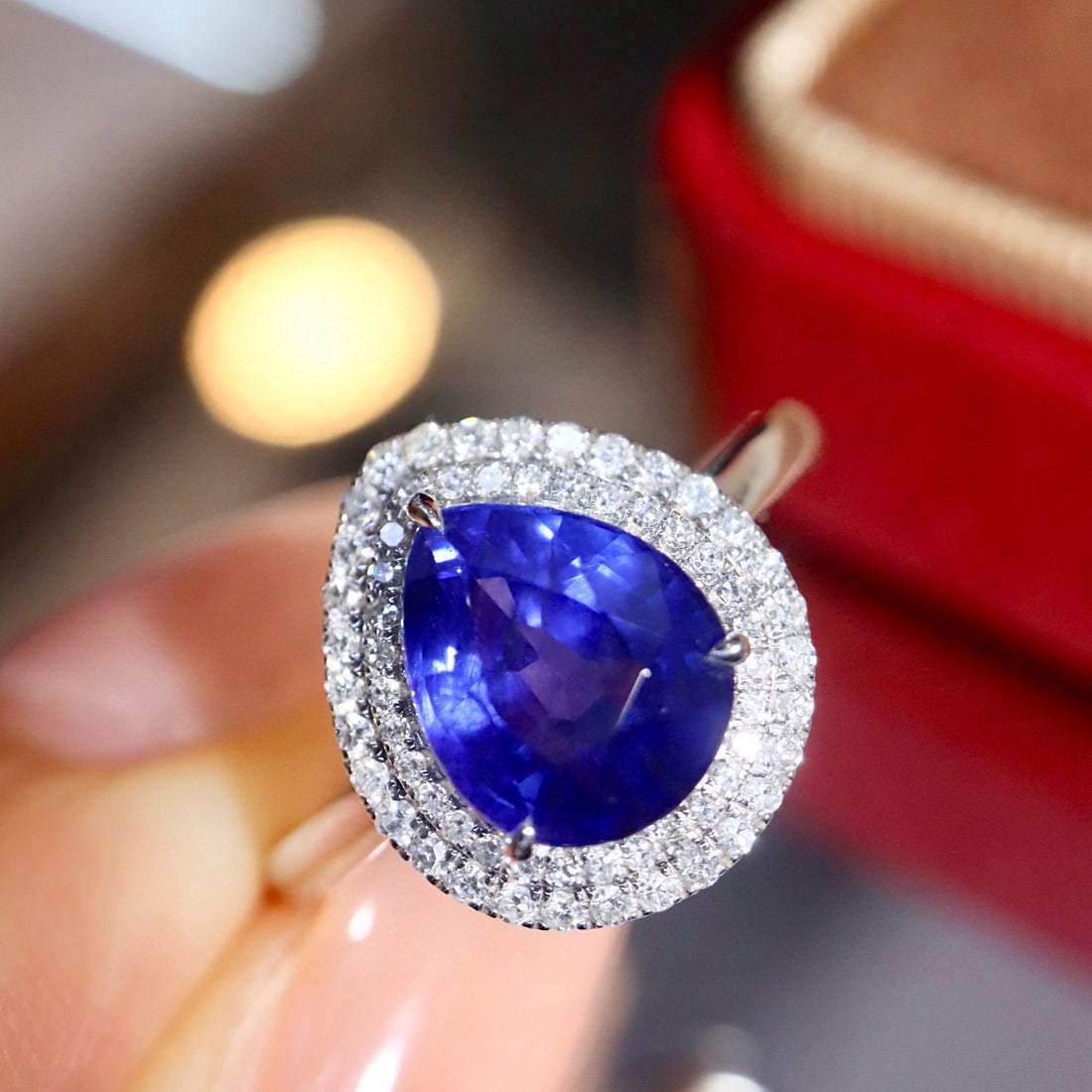 14k Gold 3.15 Ctw Natural Sapphire & Diamond Ring: Ref:231155178 // gold content:14k gold // ring size:7. 25us // // main gemstone:sapphire // shape:pear // carat weight:2. 95ct // color:blue // treatment:natural // // adjacent gemstone 2 : diamond //