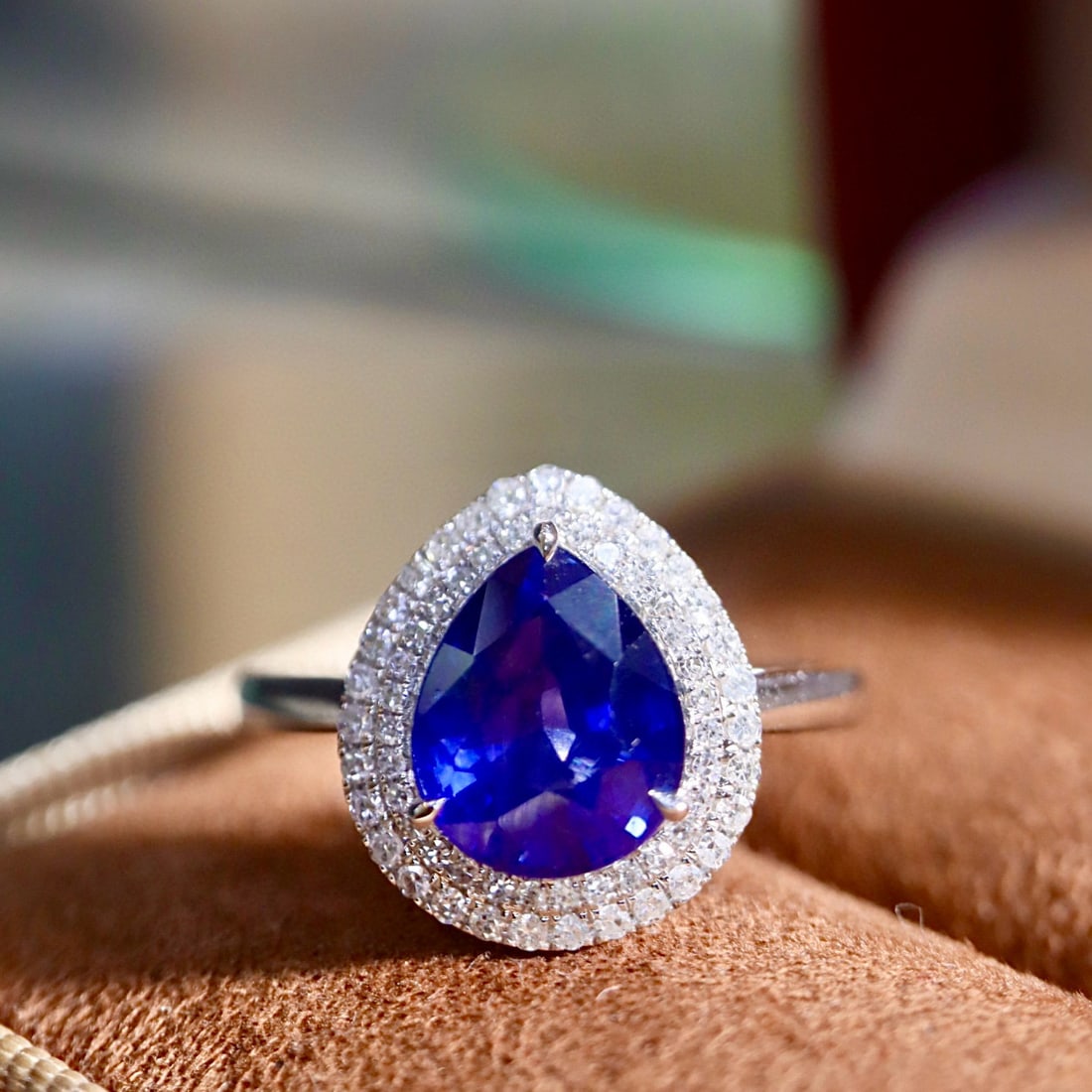 14k Gold 3.15 Ctw Natural Sapphire & Diamond Ring - 3