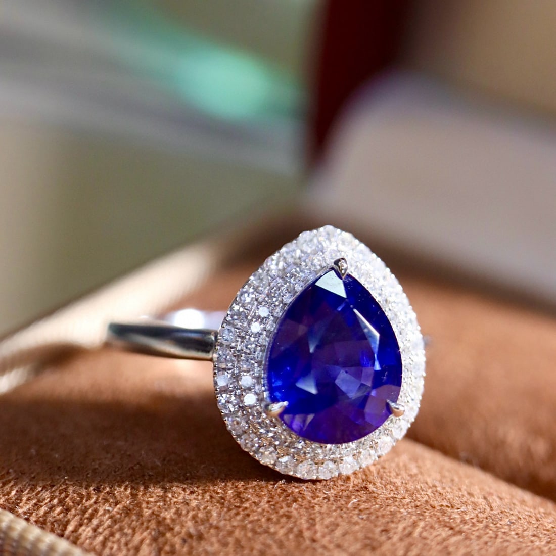 14k Gold 3.15 Ctw Natural Sapphire & Diamond Ring - 4