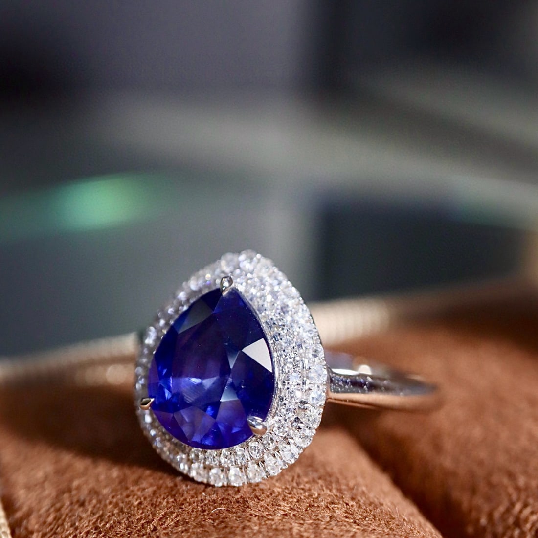 14k Gold 3.15 Ctw Natural Sapphire & Diamond Ring - 5