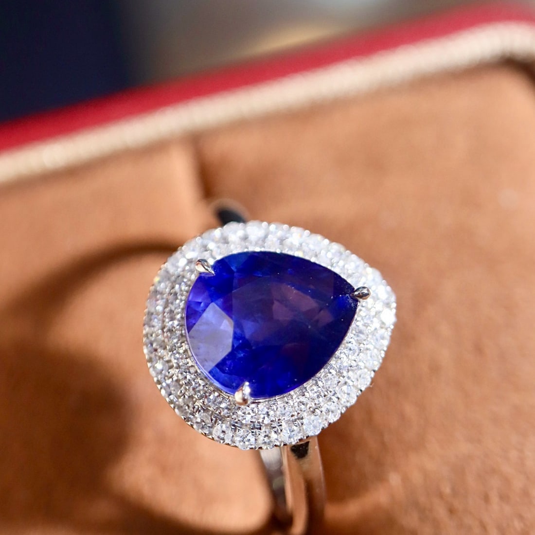 14k Gold 3.15 Ctw Natural Sapphire & Diamond Ring - 8