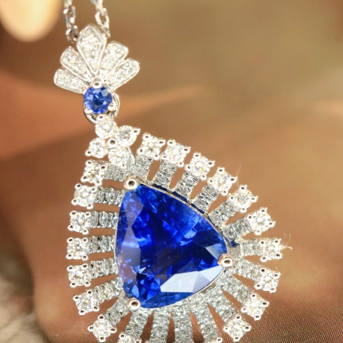 14k Gold 2.60 Ctw Natural Sapphire & Diamond Pendant( Without Chain ): Ref:231155179 // gold content:14k gold // main gemstone:sapphire // shape:pear // carat weight:2. 15ct // color:blue // treatment:natural // // adjacent gemstone 2 : diamond // shape:round // carat we
