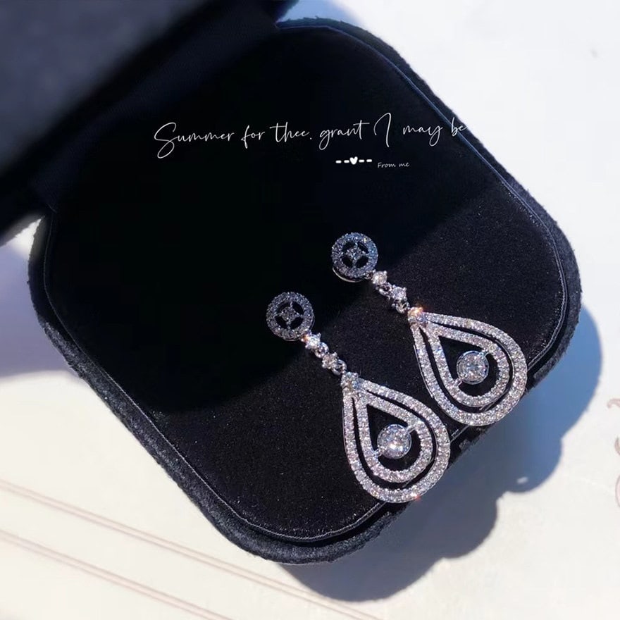 14k Gold 0.7 Ct Natural H Diamond Earrings: Ref:231155197 // gold content:14k gold // main gemstone:diamond // shape:round // carat weight:0. 7ct // clarity grade:vs-si // color:h // treatment:natural // cut grade:g // Condition: New Low