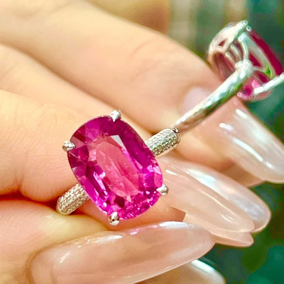 14k Gold 5.3 Ct Natural Tourmaline & Diamond Ring - 2
