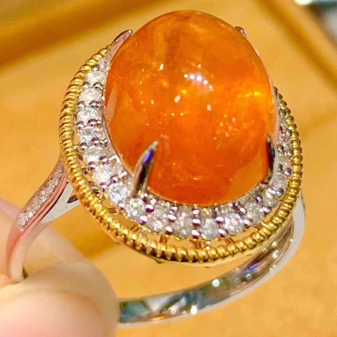 14k Gold 9 Ct Natural Spessartine & Diamond Ring - 3