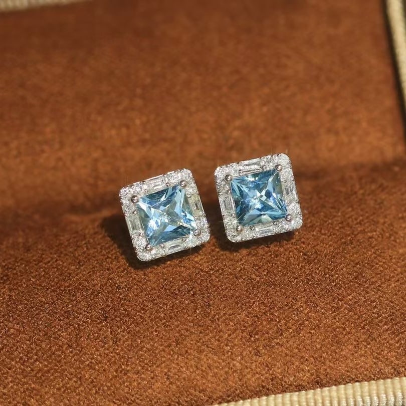 14k Gold 1.45 Ctw Natural Aquamarine & Diamond Earrings: Ref:231155212 // gold content:14k gold // main gemstone:aquamarine // shape:princess // carat weight:1. 10ct // color:blue // treatment:natural // // adjacent gemstone 2 : diamond // shape:multiple