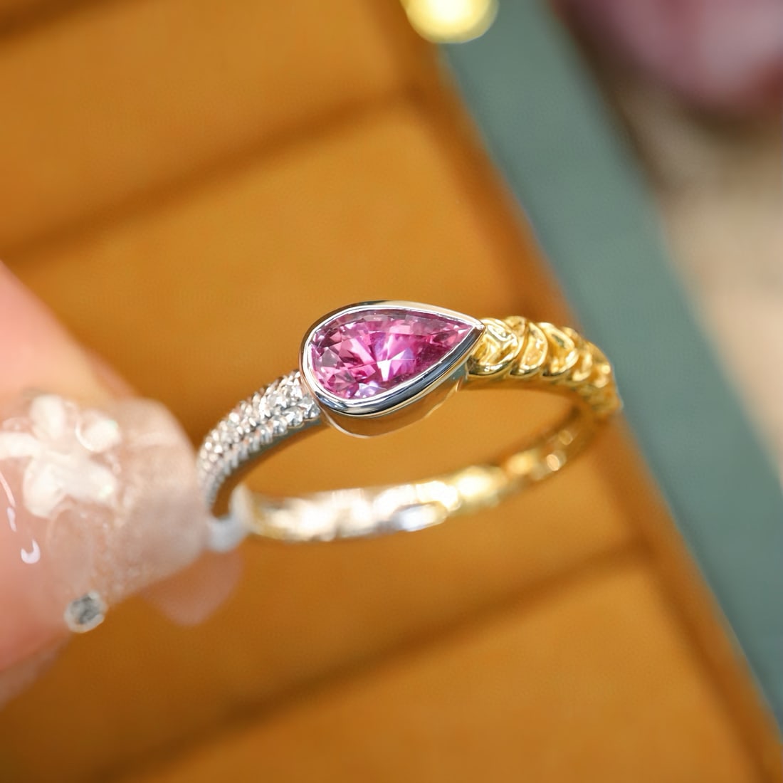 14k Gold 0.81 Ctw Natural Sapphire & Diamond Ring - 2