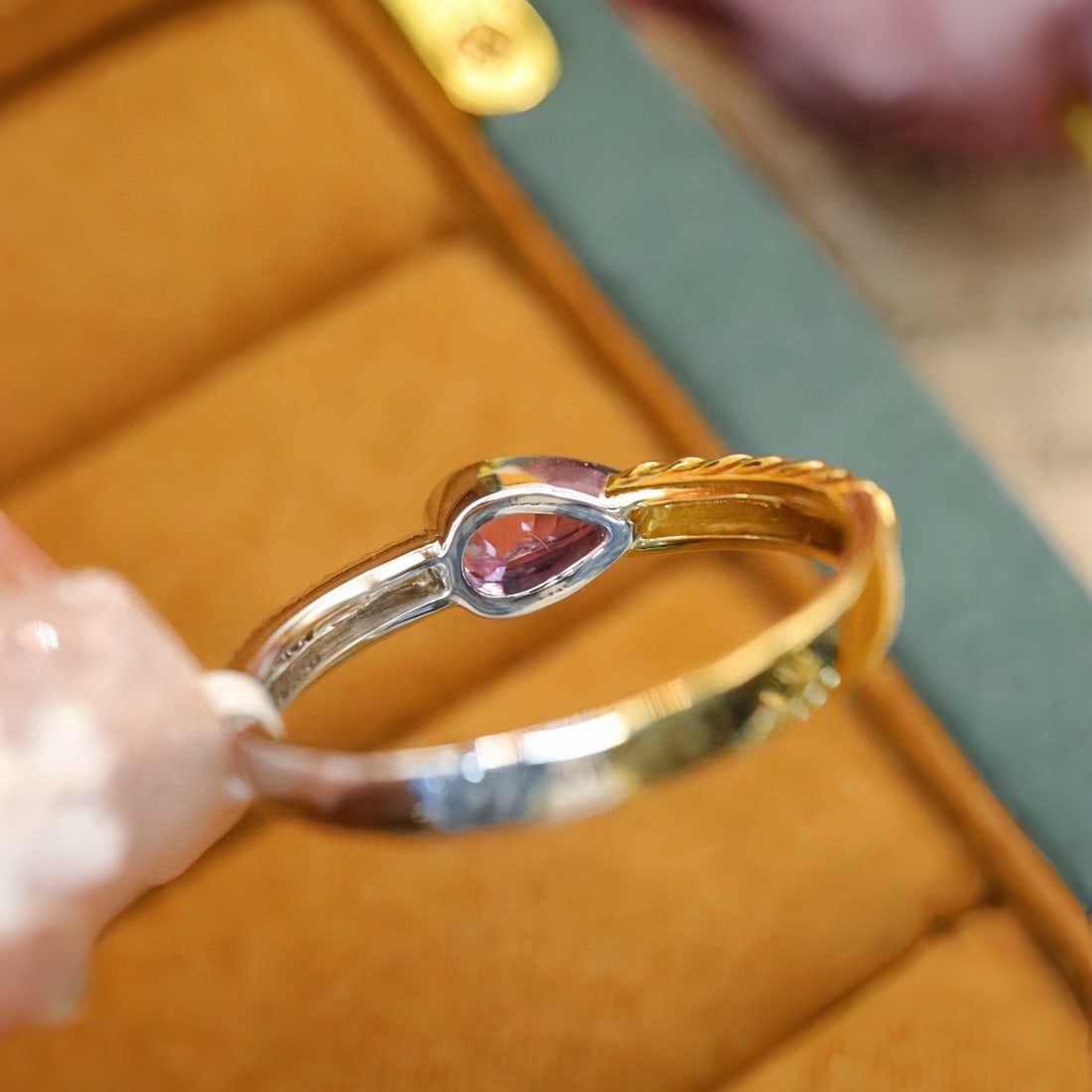 14k Gold 0.81 Ctw Natural Sapphire & Diamond Ring - 5