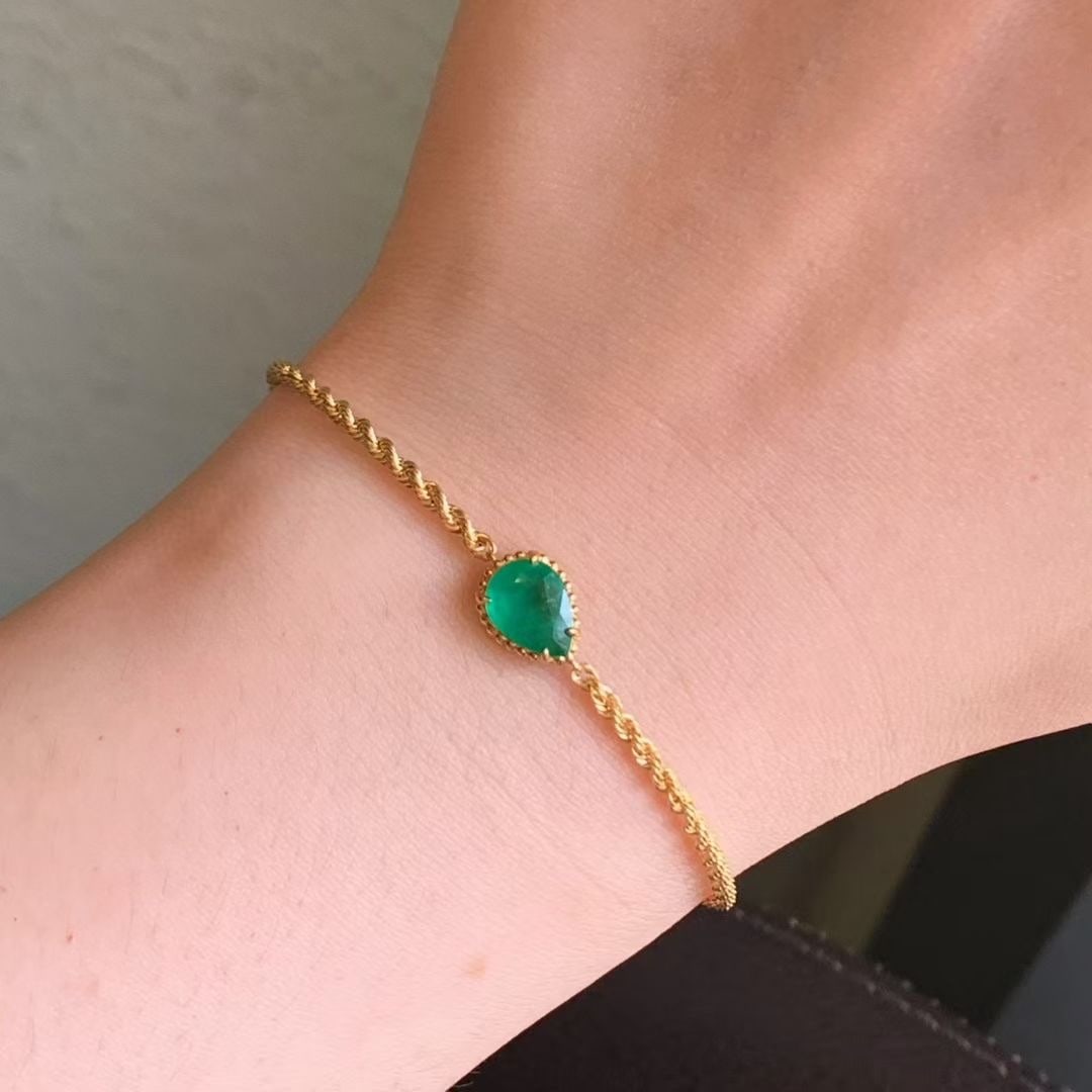 14k Gold 0.6 Ct Natural Emerald Bracelet - 3