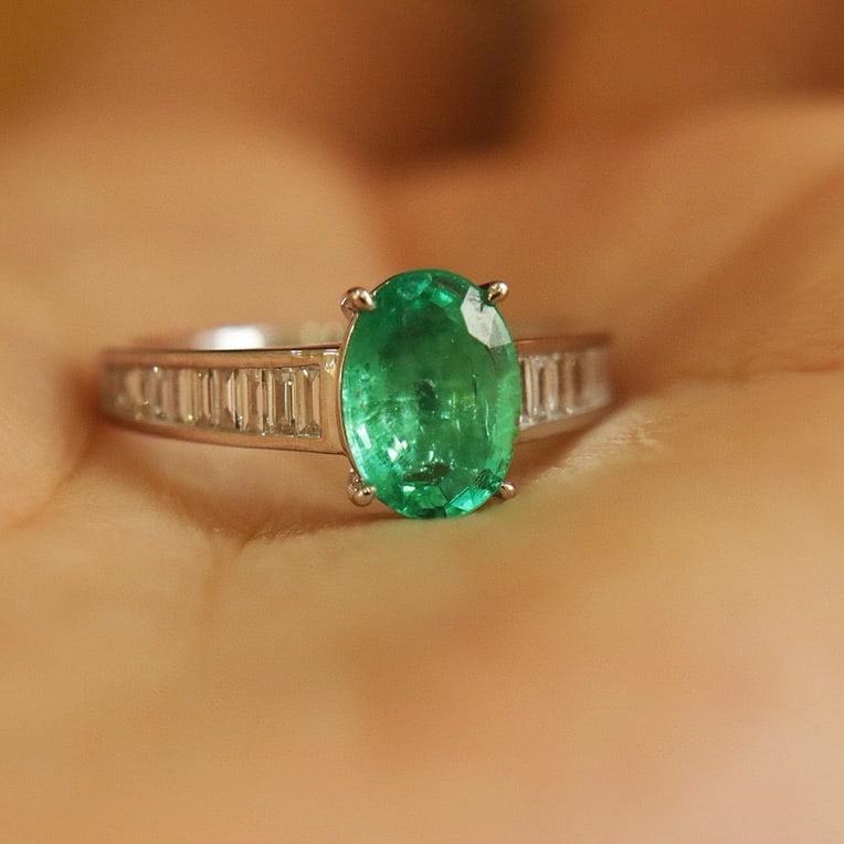14k Gold 1.71 Ctw Natural Emerald & Diamond Ring - 2