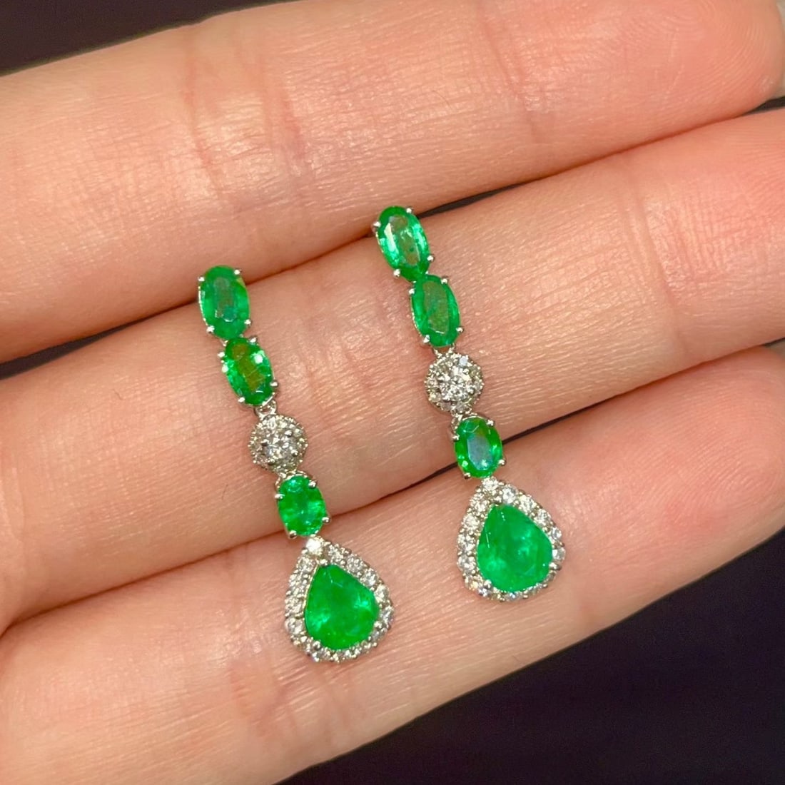 14k Gold 2.5 Ct Natural Emerald & Diamond Earrings - 3