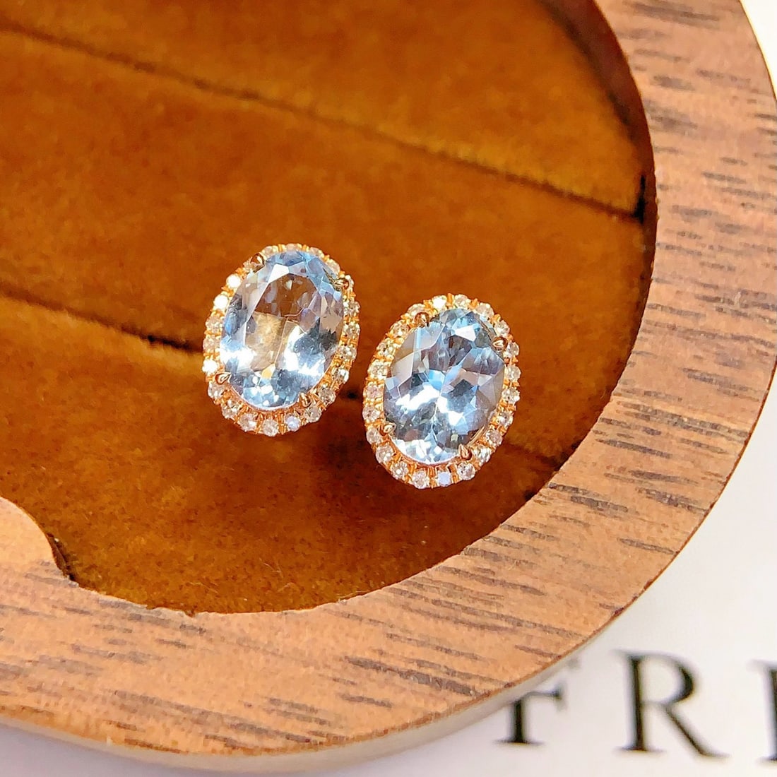 14k Gold 1.5 Ct Natural Aquamarine & Diamond Earrings - 2