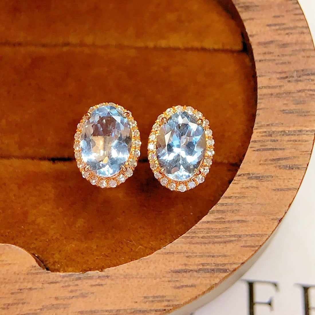 14k Gold 1.5 Ct Natural Aquamarine & Diamond Earrings - 4