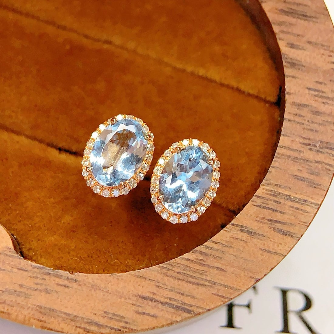 14k Gold 1.5 Ct Natural Aquamarine & Diamond Earrings - 5