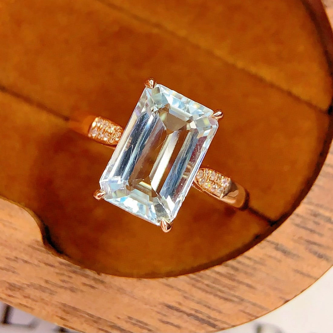 14k Gold 3.2 Ct Natural Aquamarine & Diamond Ring - 5