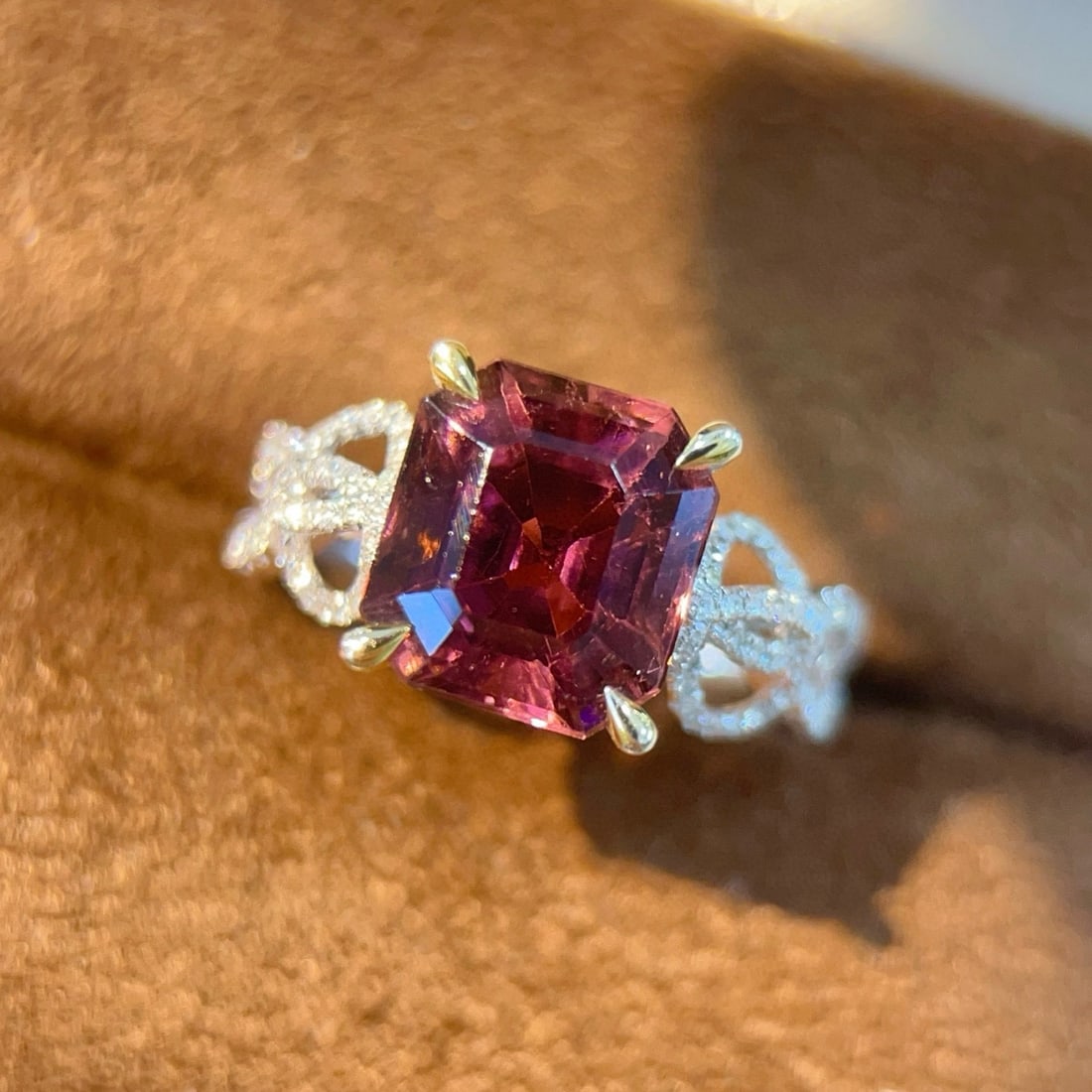 14k Gold 3.95 Ctw Natural Tourmaline & Diamond Ring - 2