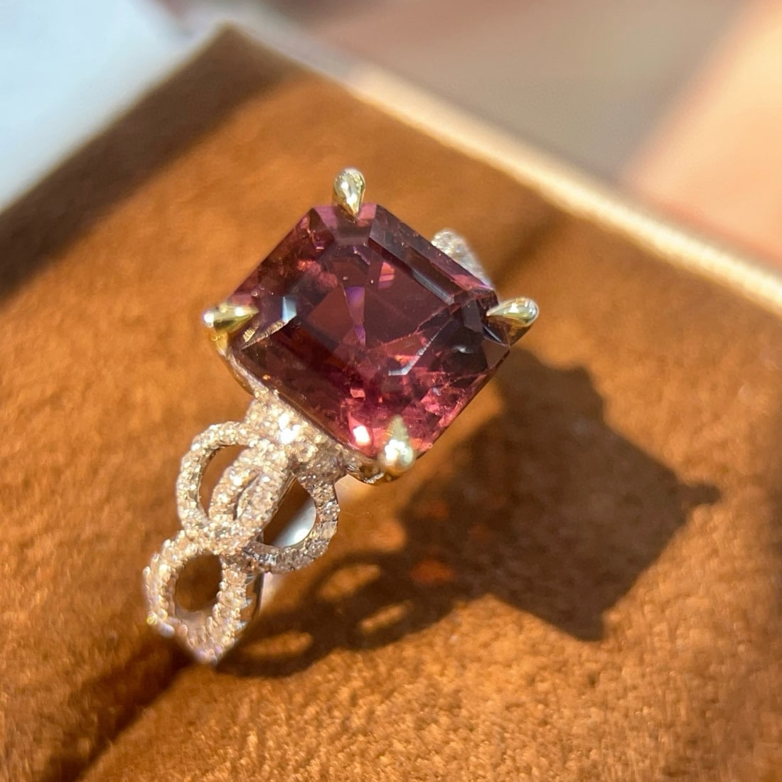 14k Gold 3.95 Ctw Natural Tourmaline & Diamond Ring - 3