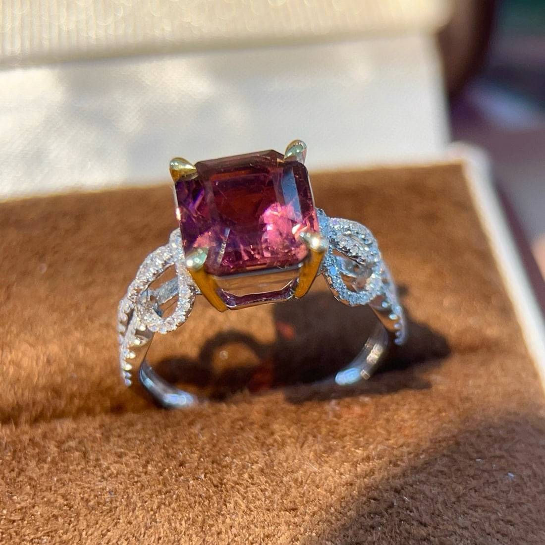 14k Gold 3.95 Ctw Natural Tourmaline & Diamond Ring - 5