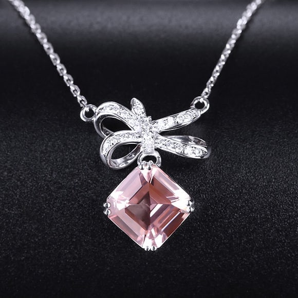 14k Gold 1.60 Ctw Natural Morganite & Diamond Necklace: Ref:231156026 // gold content:14k gold // main gemstone:morganite // shape:octagonal // carat weight:1. 53ct // color:pink // treatment:natural // // adjacent gemstone 2 : diamond // shape:round //