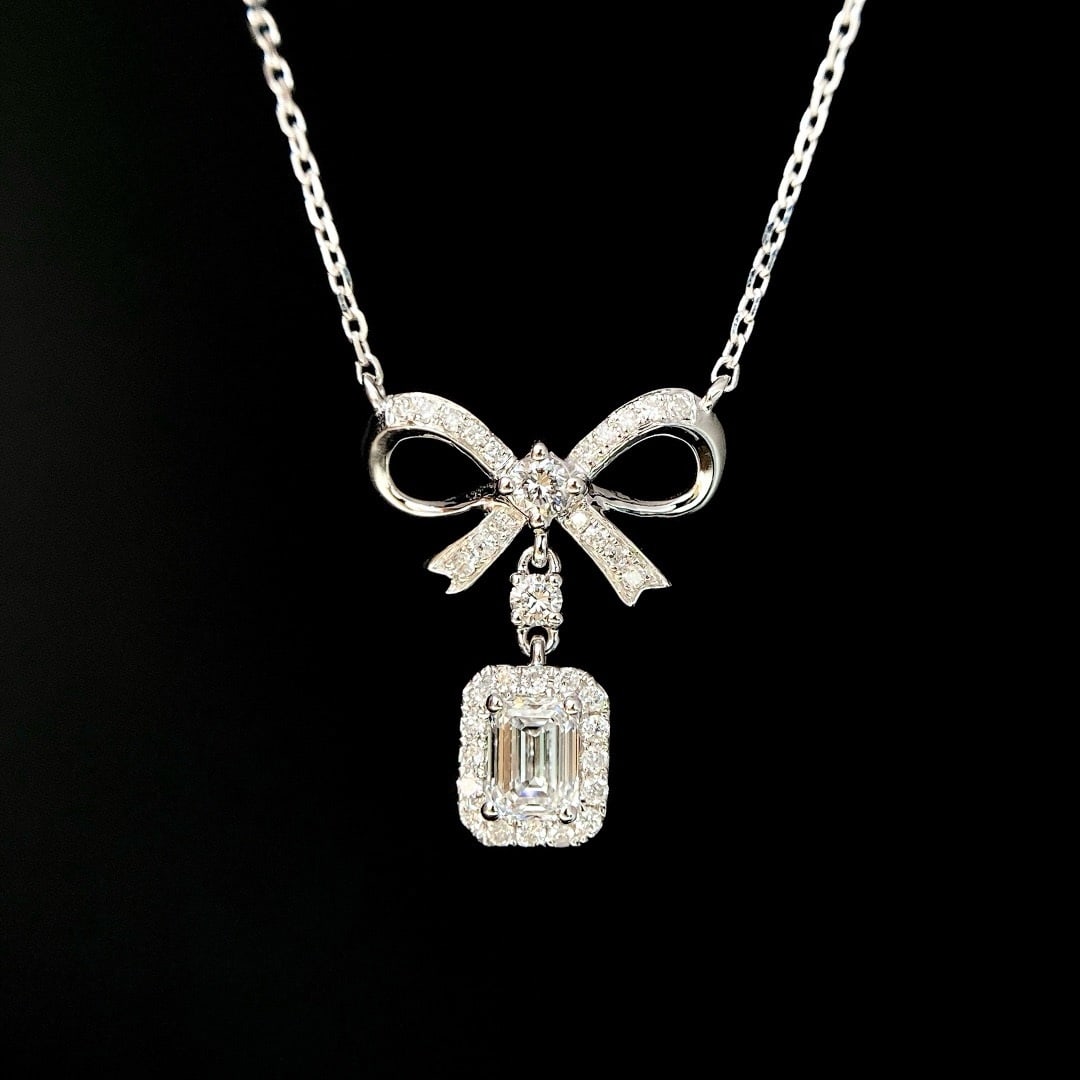Gia Certified 14k Gold 0.3 Ct Natural E Si2 Emerald Diamond Necklace: Ref:231156055 // gold content:14k gold // main gemstone:diamond // certified:gia // shape:emerald // carat weight:0. 3ct // clarity grade:si2 // color:e // treatment:natural // // adjacent gemstone 2 
