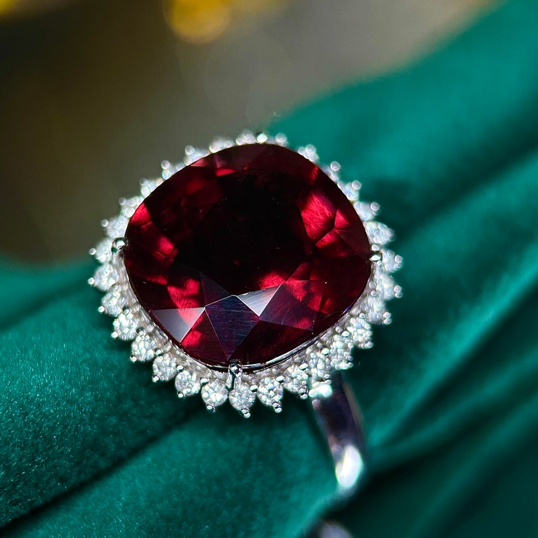 14k Gold 6.6 Ctw Natural Tourmaline & Diamond Ring - 4