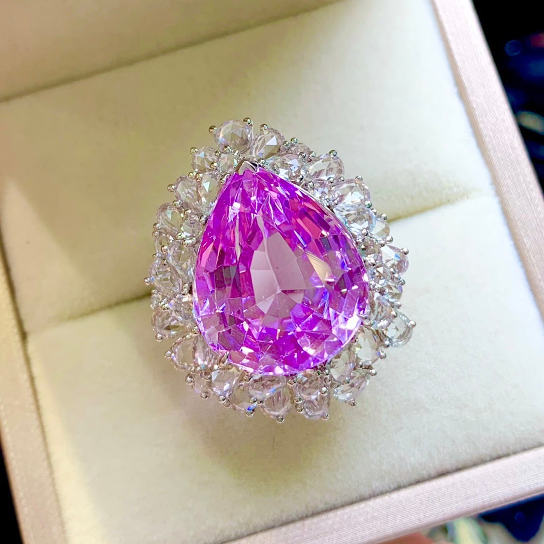 14k Gold 22.8 Ct Natural Kunzite & Sapphire Ring - 4