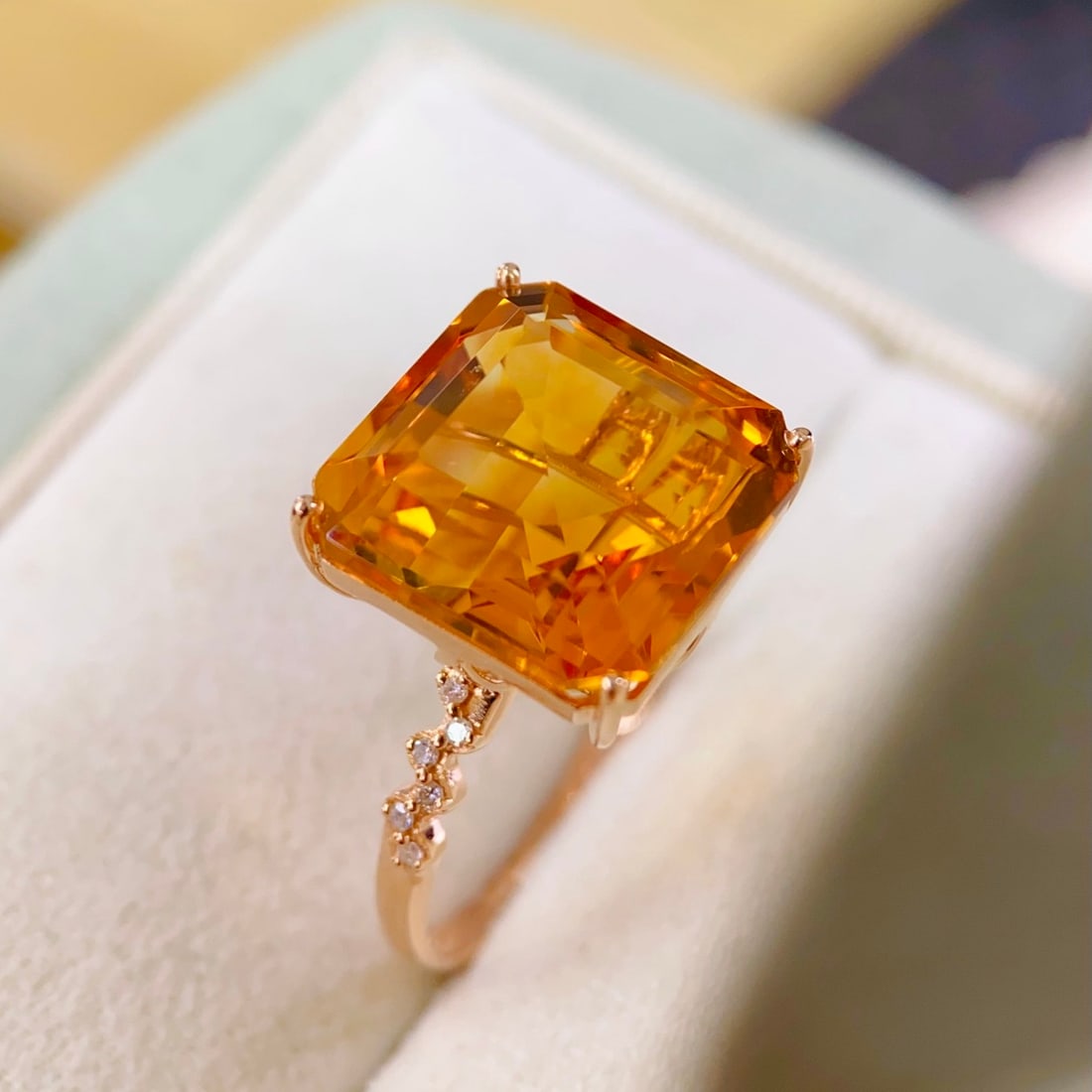 14k Gold 10.51 Ctw Natural Citrine & Diamond Ring - 4