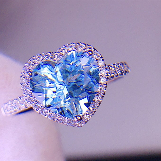 14k Gold 2.65 Ct Natural Aquamarine & Diamond Ring - 3