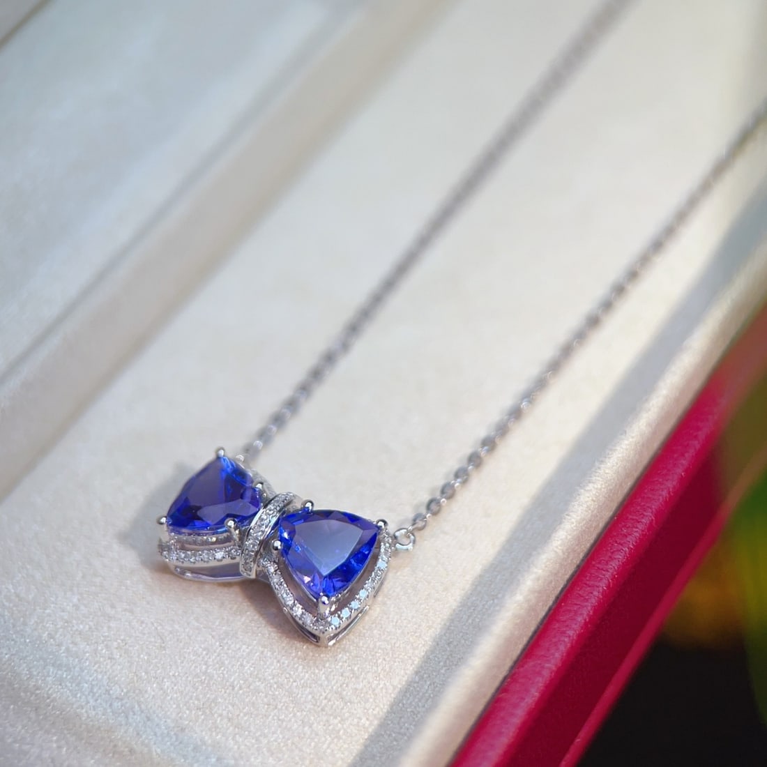 14k Gold 2.65 Ct Natural Tanzanite & Diamond Necklace - 4