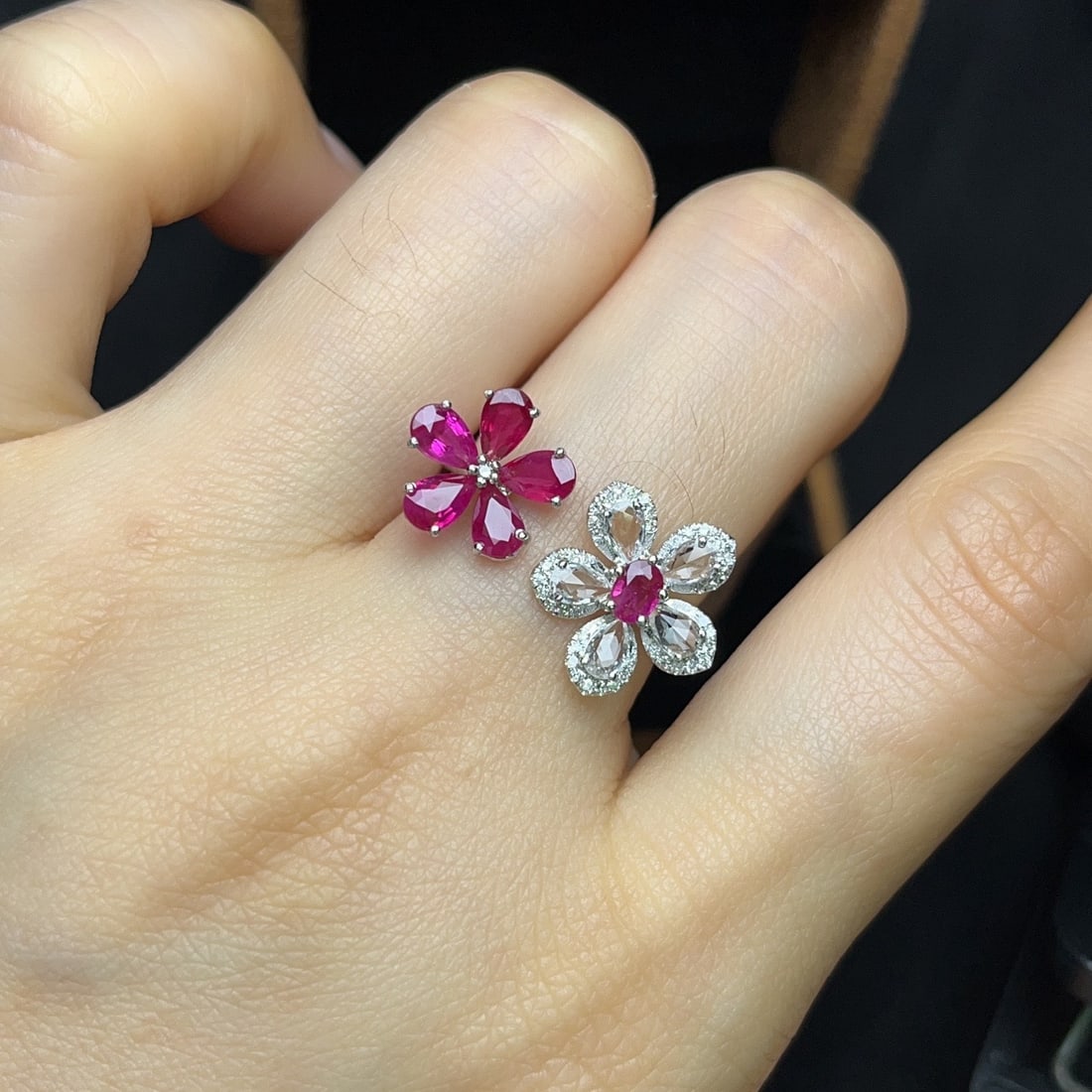 14k Gold 2.00 Ct Natural Ruby & Diamond & Sapphire Ring - 4