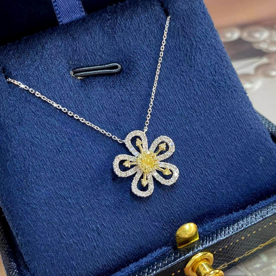 14k Gold 0.5 Ct Natural Color Diamond & Flowers Necklace - 2