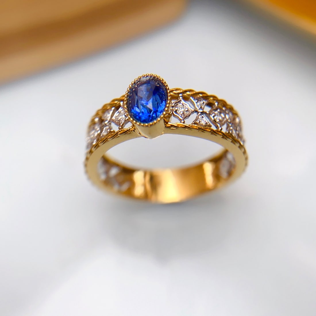 14k Gold 0.80 Ct Natural Sapphire & Diamond Ring - 2