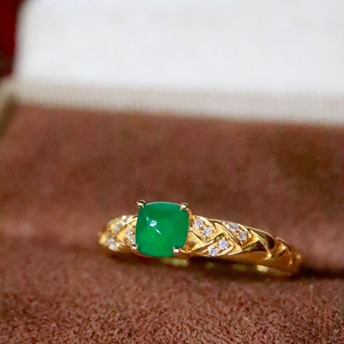 14k Gold 0.55 Ctw Natural Emerald & Diamond Ring - 2