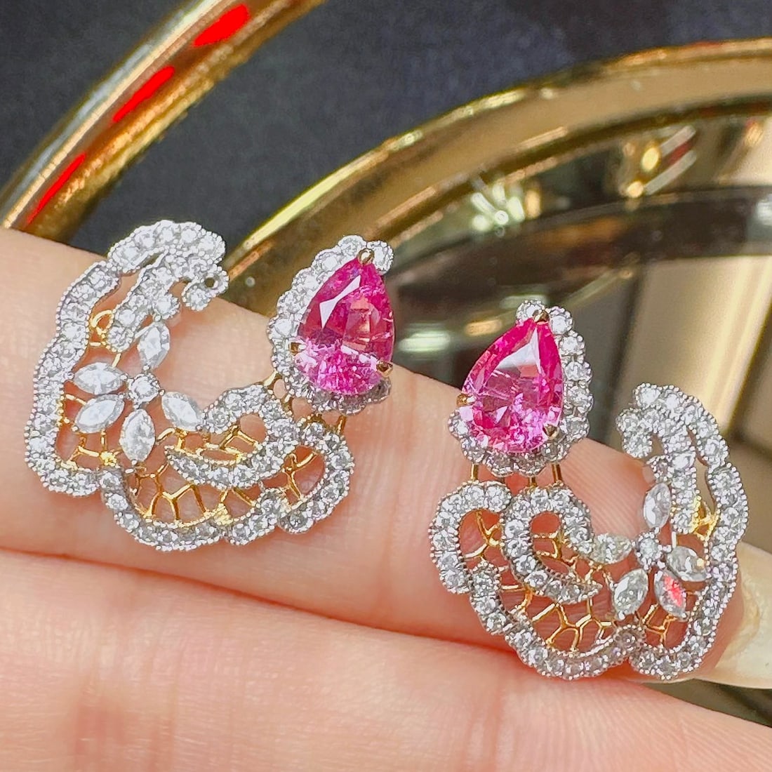 14k Gold 1.5 Ct Natural Sapphire & Diamond Earrings - 3