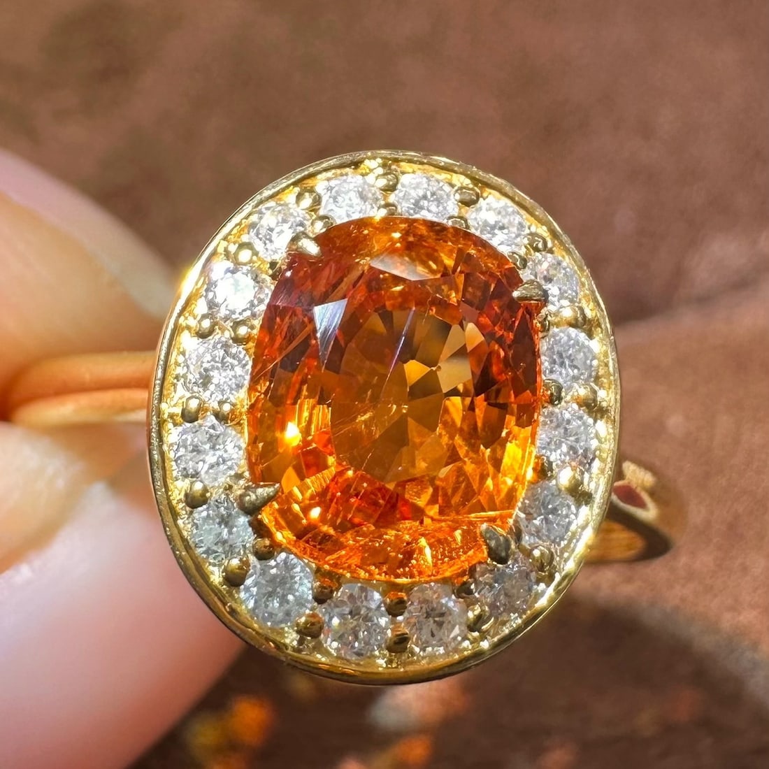 14k Gold 2.25 Ctw Natural Spessartine & Diamond Ring: Ref:231156204 // gold content:14k gold // ring size:7. 25us // // main gemstone:spessartine // shape:oval // carat weight:2. 01ct // color:orange // treatment:natural // // adjacent gemstone 2 : diamo