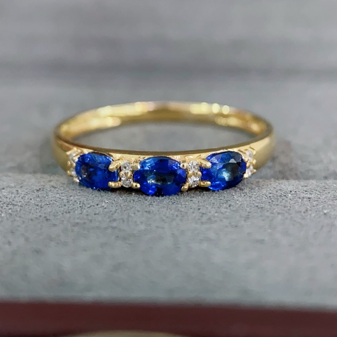 14k Gold 0.9 Ct Natural Sapphire & Diamond Ring - 6