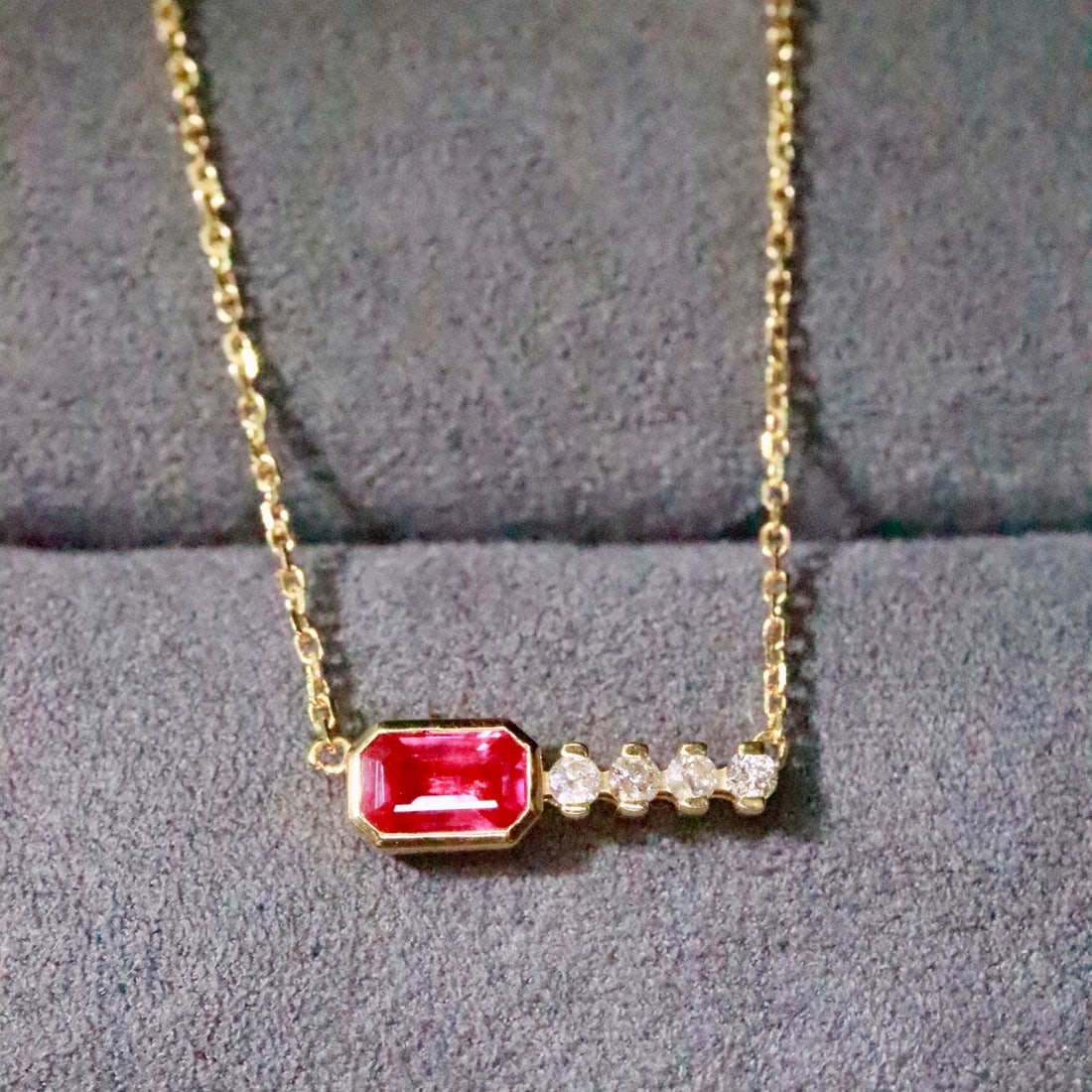 14k Gold 0.39 Ctw Natural Ruby & Diamond Necklace - 3