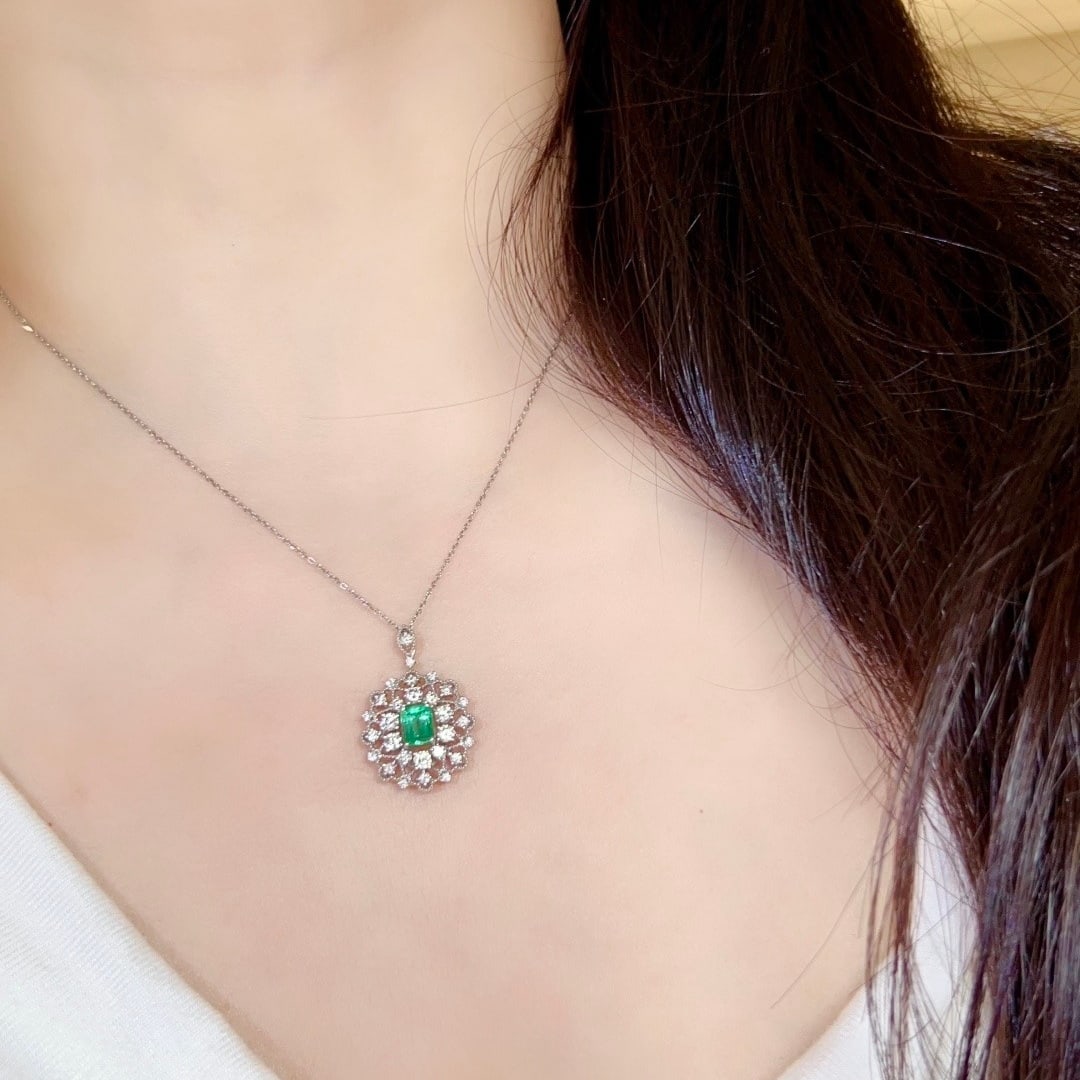 14k Gold 1.53 Ctw Natural Emerald & Diamond Pendant( Without Chain ) - 6