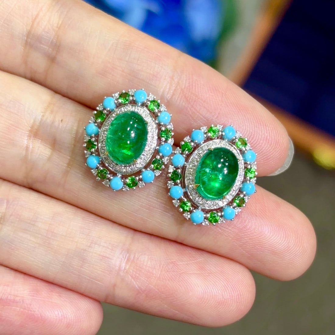 14k Gold 5 Ct Natural Emerald & Blue Turquoise & Tsavorite & Diamond Earrings - 3