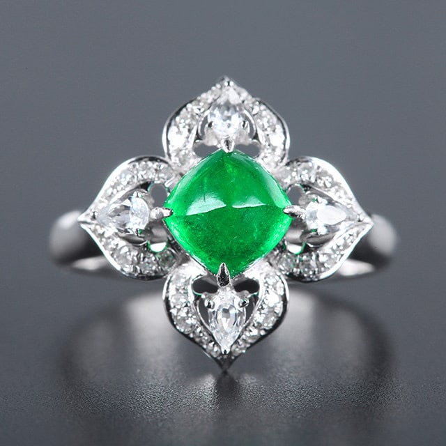 14k Gold 1.74 Ctw Natural Emerald & Diamond Ring: Ref:231156234 // gold content:14k gold // ring size:7. 25us // // main gemstone:emerald // shape:sugar-loaf // carat weight:1. 52ct // color:green // treatment:natural // // adjacent gemstone 2 : diam