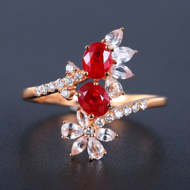14k Gold 1.07 Ctw Natural Ruby & Diamond Ring: Ref:231156235 // gold content:14k gold // ring size:7. 25us // // main gemstone:ruby // shape:oval // carat weight:0. 92ct // color:red // treatment:natural // // adjacent gemstone 2 : diamond // numb