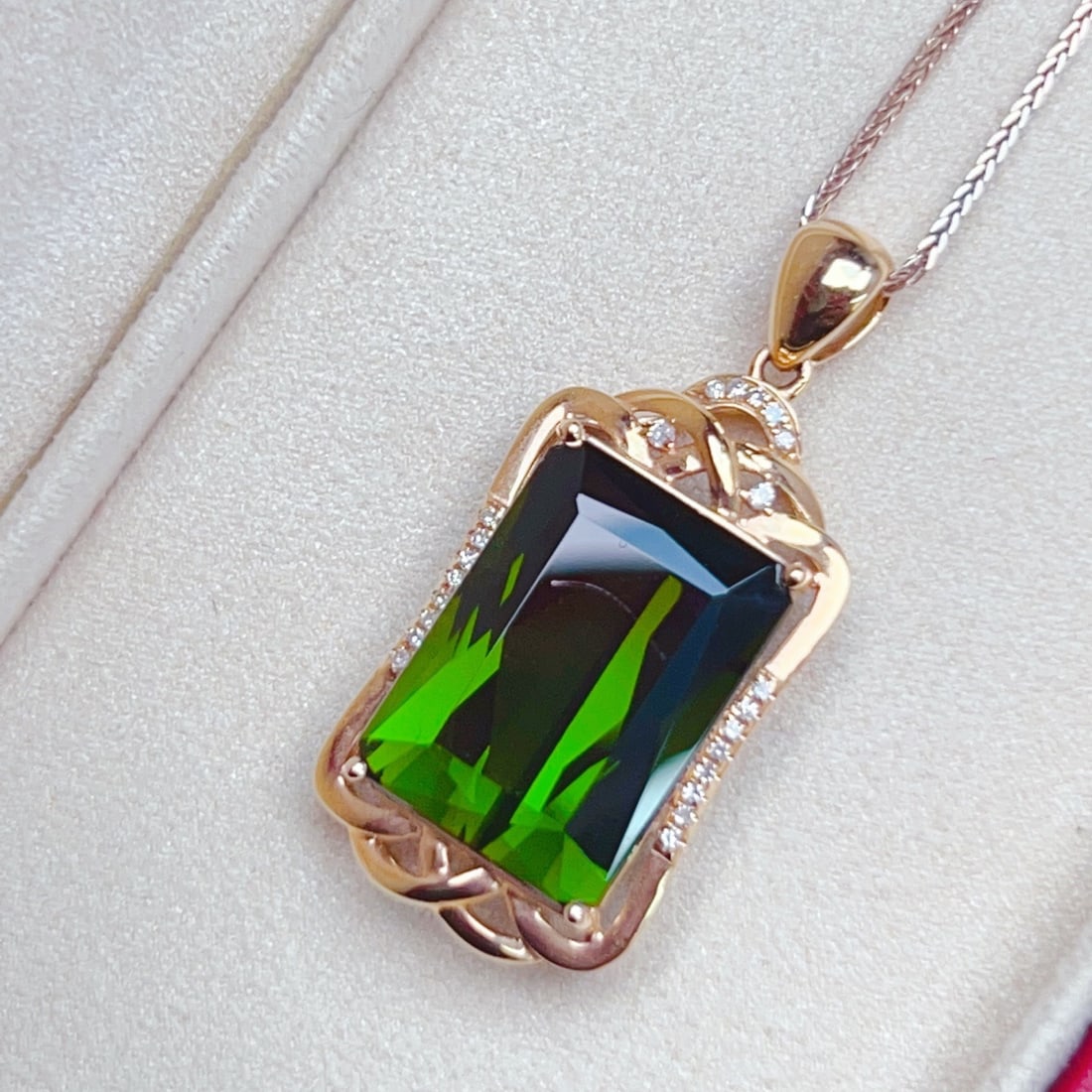 14k Gold 10.72 Ctw Natural Tourmaline & Diamond Pendant( Without Chain ) - 2